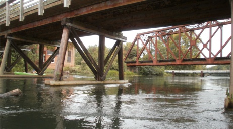 Augusta Canal, passage sous les ponts